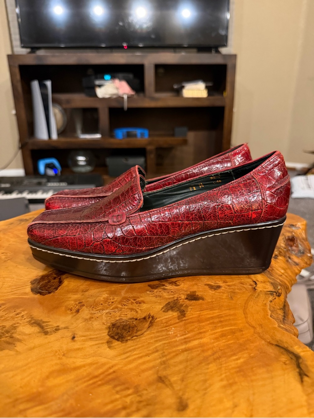 Vintage Donald J Pliner Peni Red Croc Leather Wedge Loafers Shoes Women's 7.5M